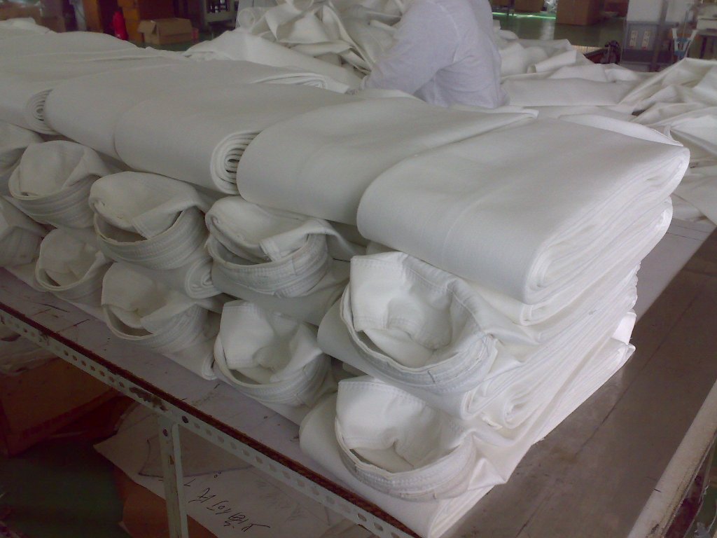 Túi lọc bụi polyester